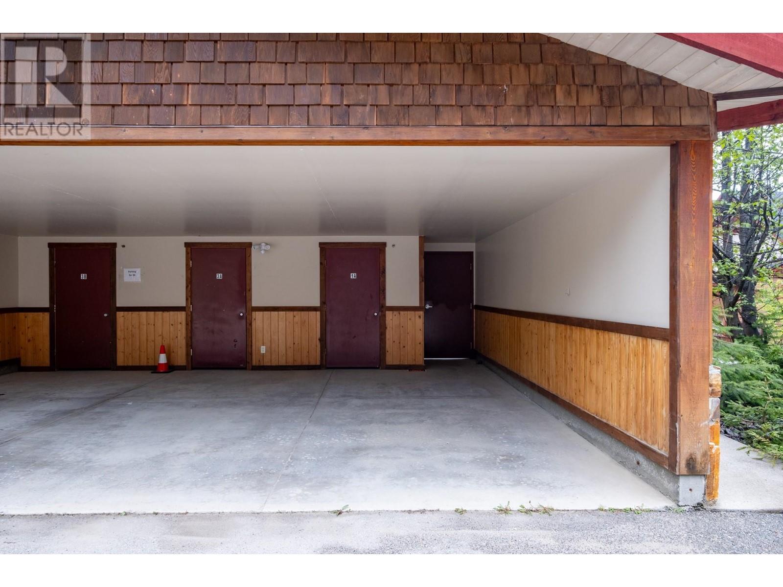 1080 Olaus Way Unit# 1a, Rossland, British Columbia  V0G 1Y0 - Photo 40 - 10348884
