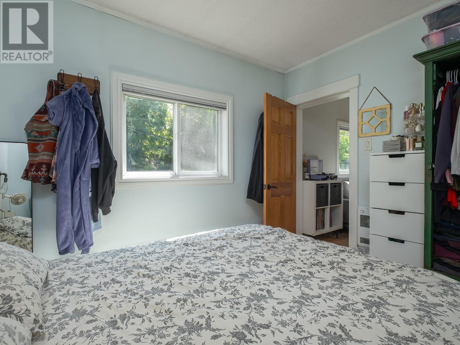 2173 Spokane Street, Rossland, British Columbia  V0G 1Y0 - Photo 14 - 10349211