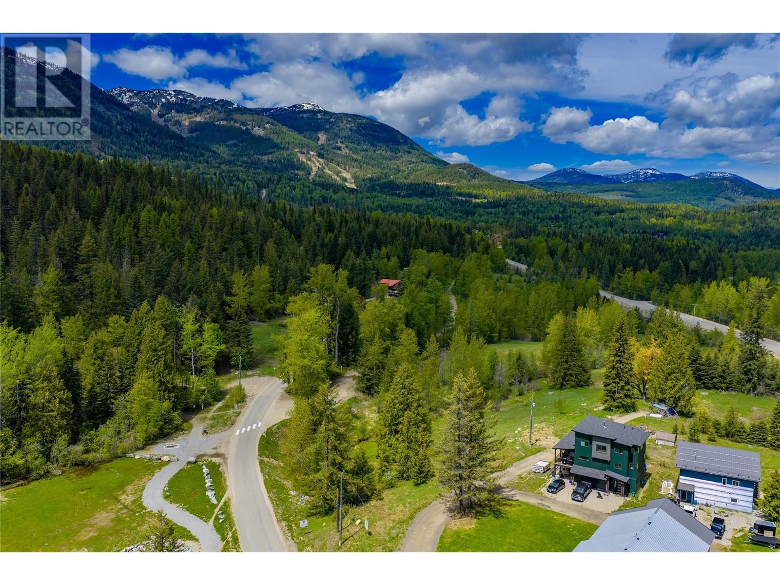 201 Joliffe Way, Rossland, British Columbia  V0G 1Y0 - Photo 9 - 10349320
