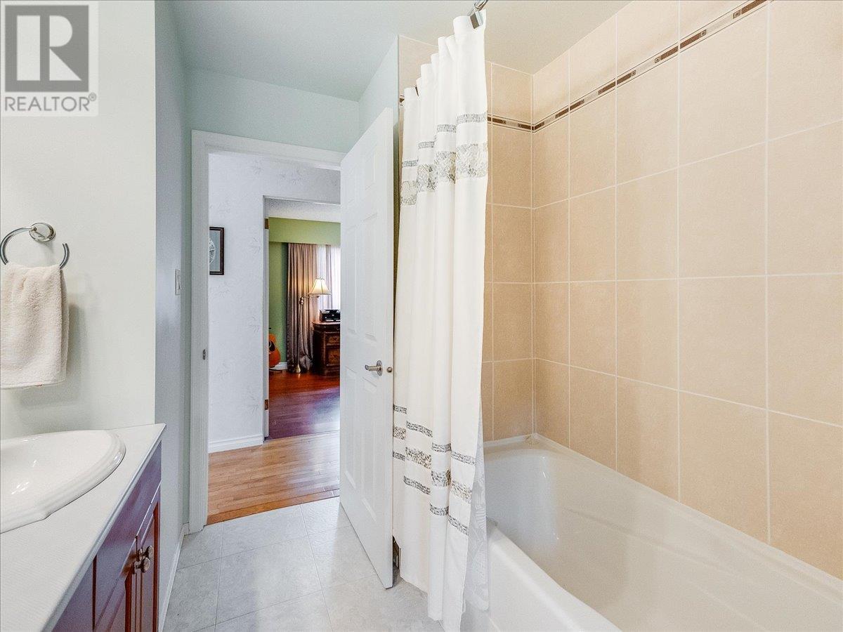1731 Barrett Drive, Fruitvale, British Columbia  V0G 1L0 - Photo 34 - 10349574