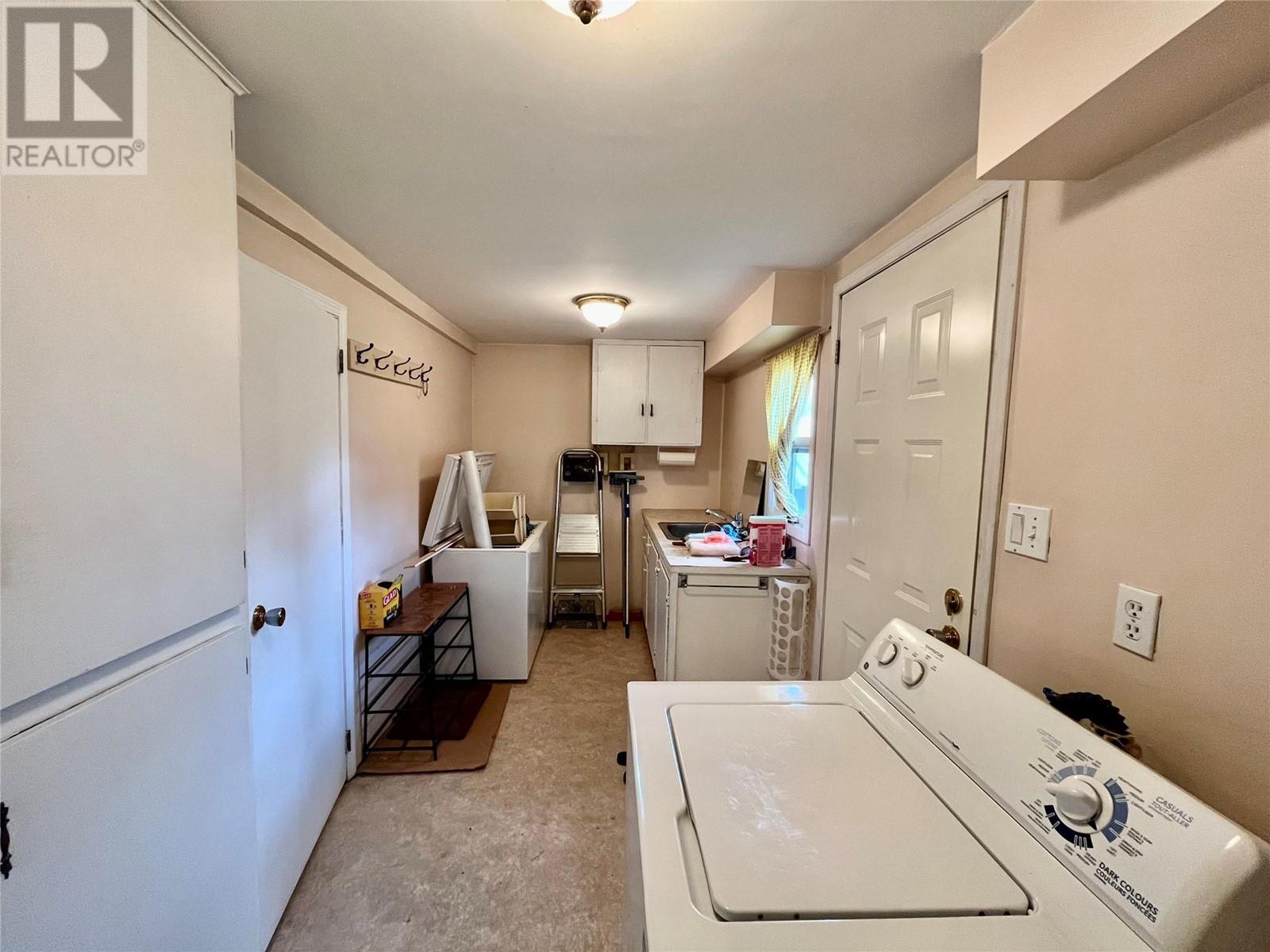 310 4th Avenue Nw, Nakusp, British Columbia  V0G 1R0 - Photo 19 - 10349698