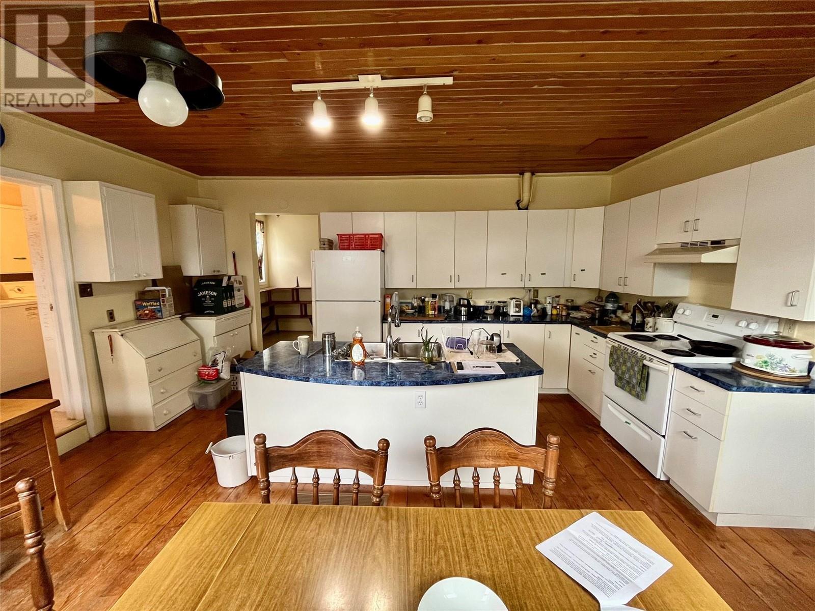 310 4th Avenue Nw, Nakusp, British Columbia  V0G 1R0 - Photo 8 - 10349698