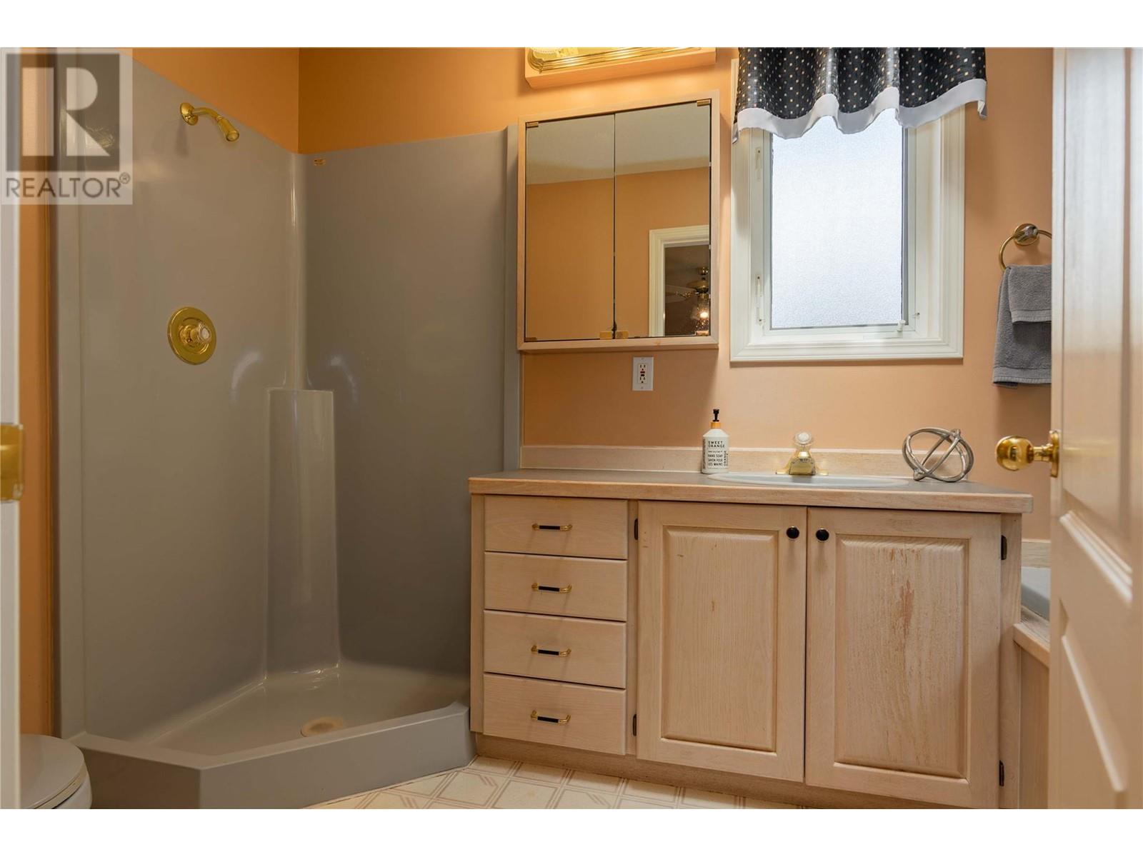 2718 Fir Drive, South Slocan, British Columbia  V0G 2G1 - Photo 24 - 10346313
