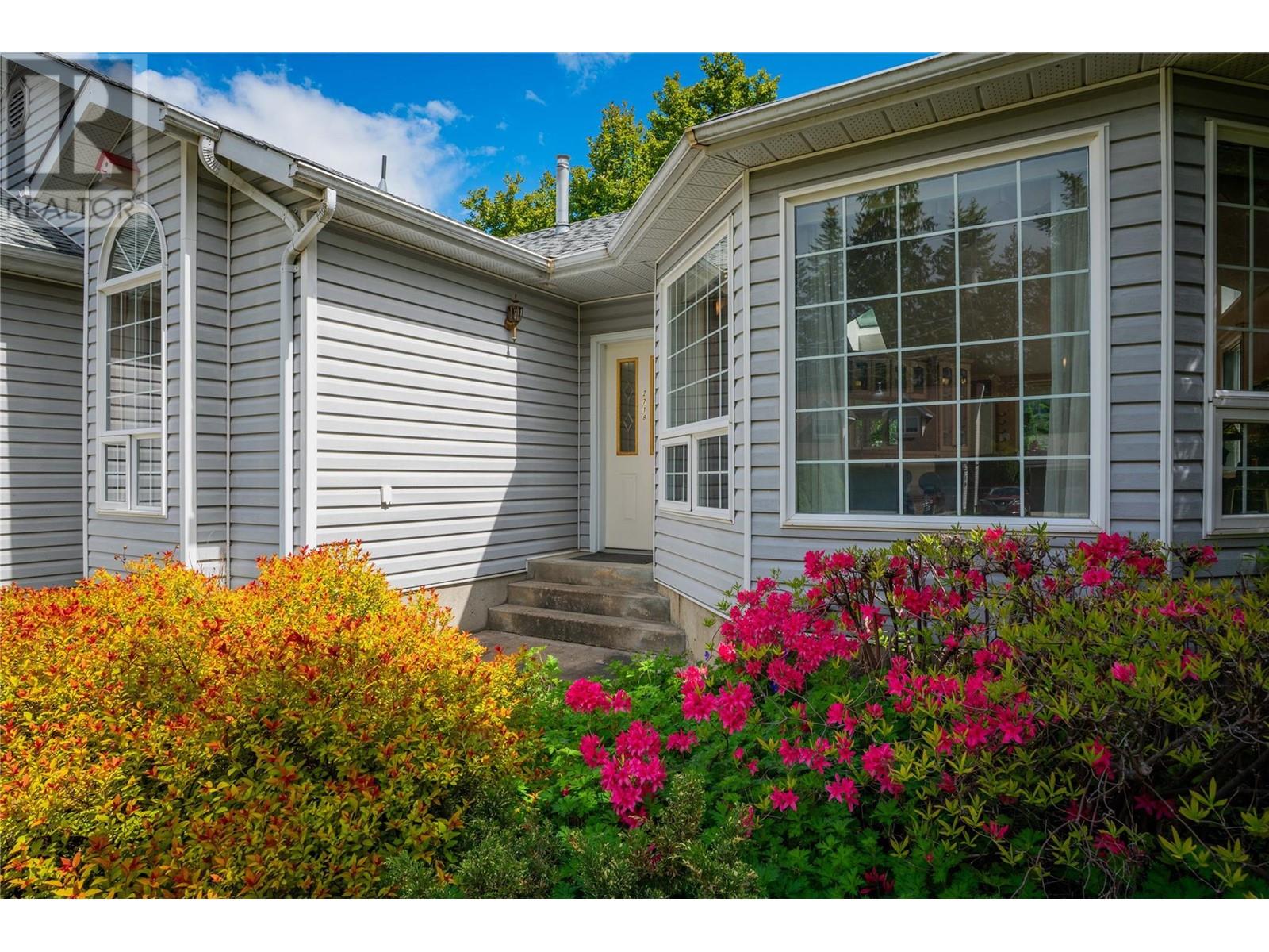 2718 Fir Drive, South Slocan, British Columbia  V0G 2G1 - Photo 3 - 10346313