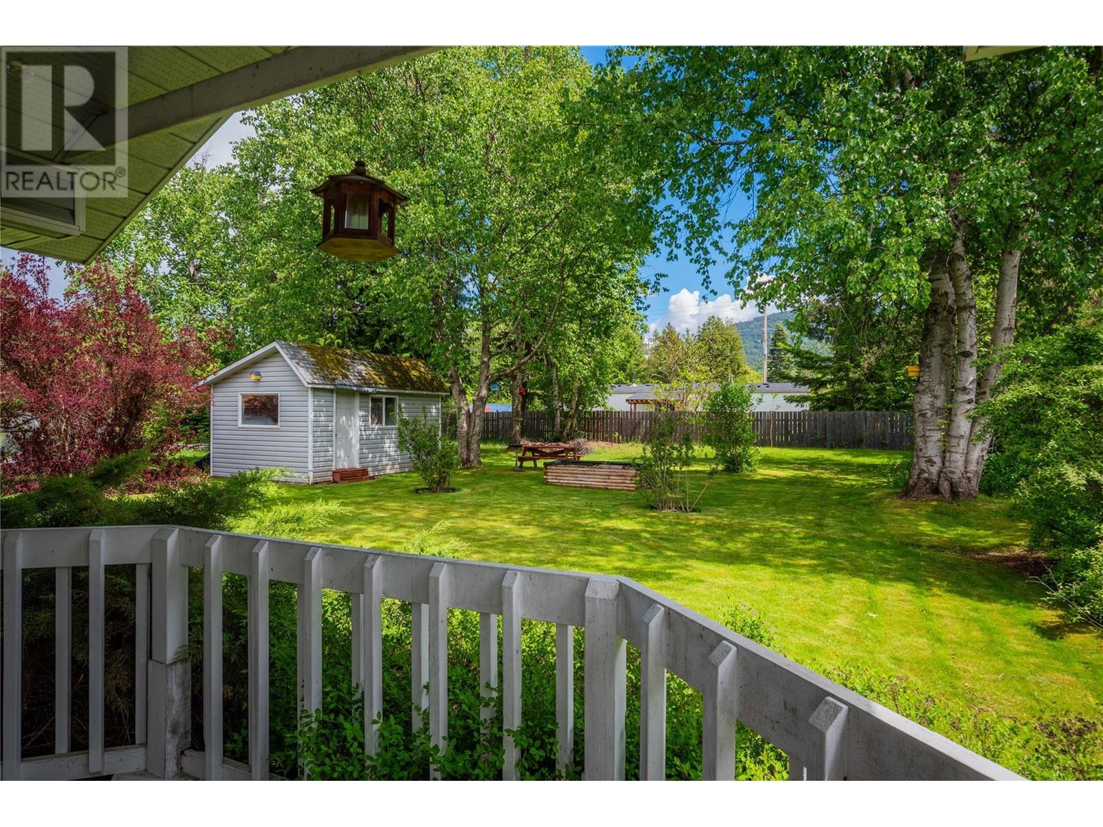 2718 Fir Drive, South Slocan, British Columbia  V0G 2G1 - Photo 7 - 10346313