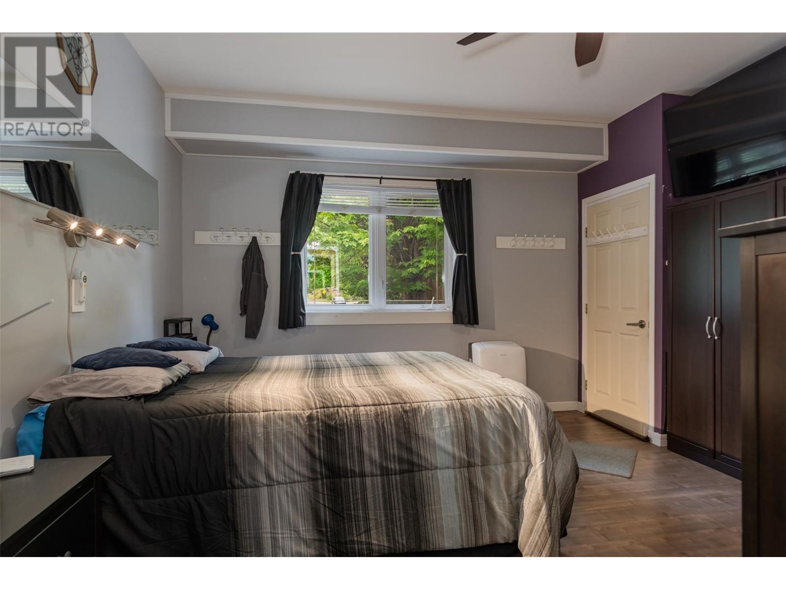 2060 Casino Road, Trail, British Columbia  V1R 4X3 - Photo 19 - 10349408