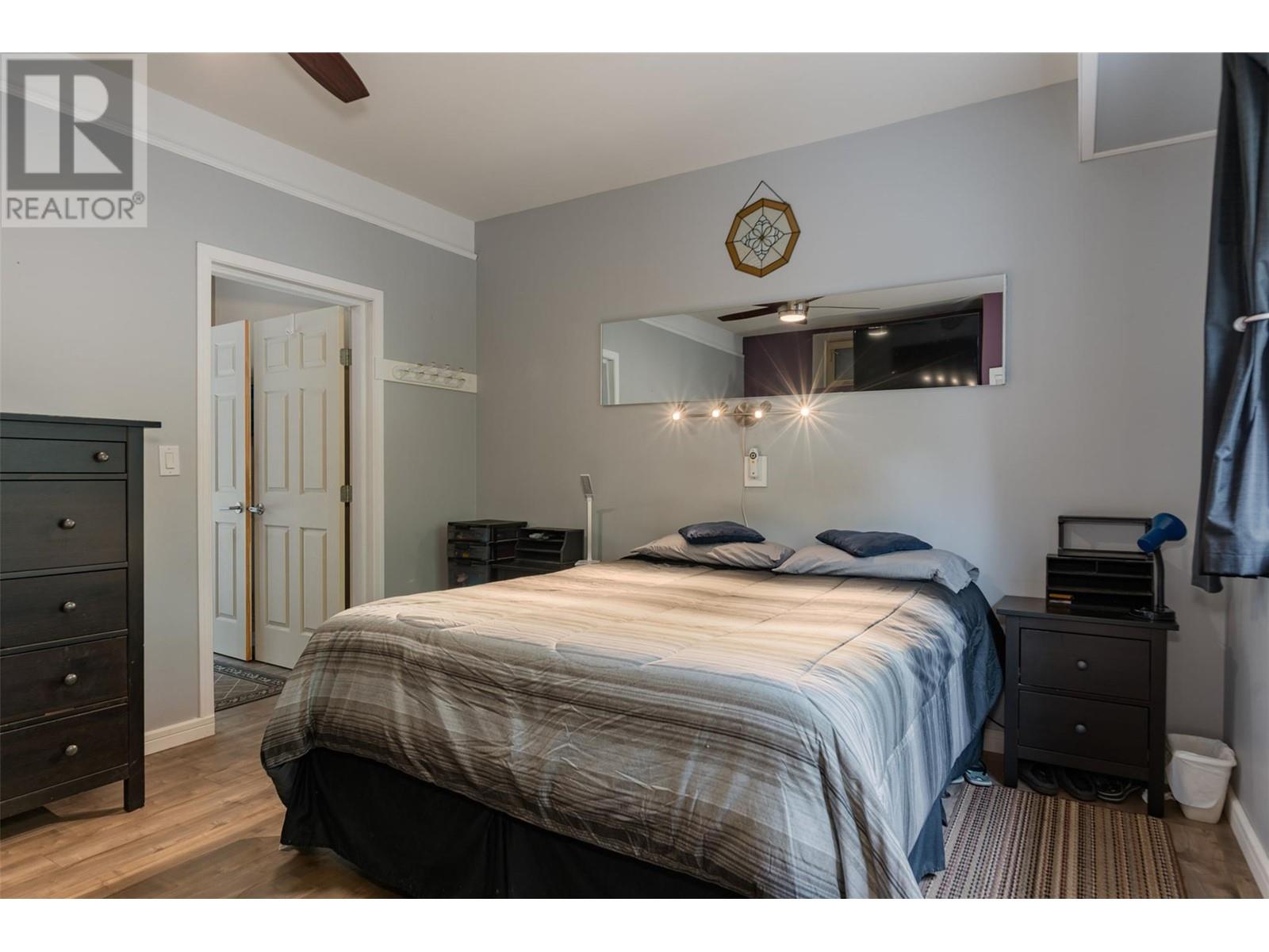 2060 Casino Road, Trail, British Columbia  V1R 4X3 - Photo 20 - 10349408