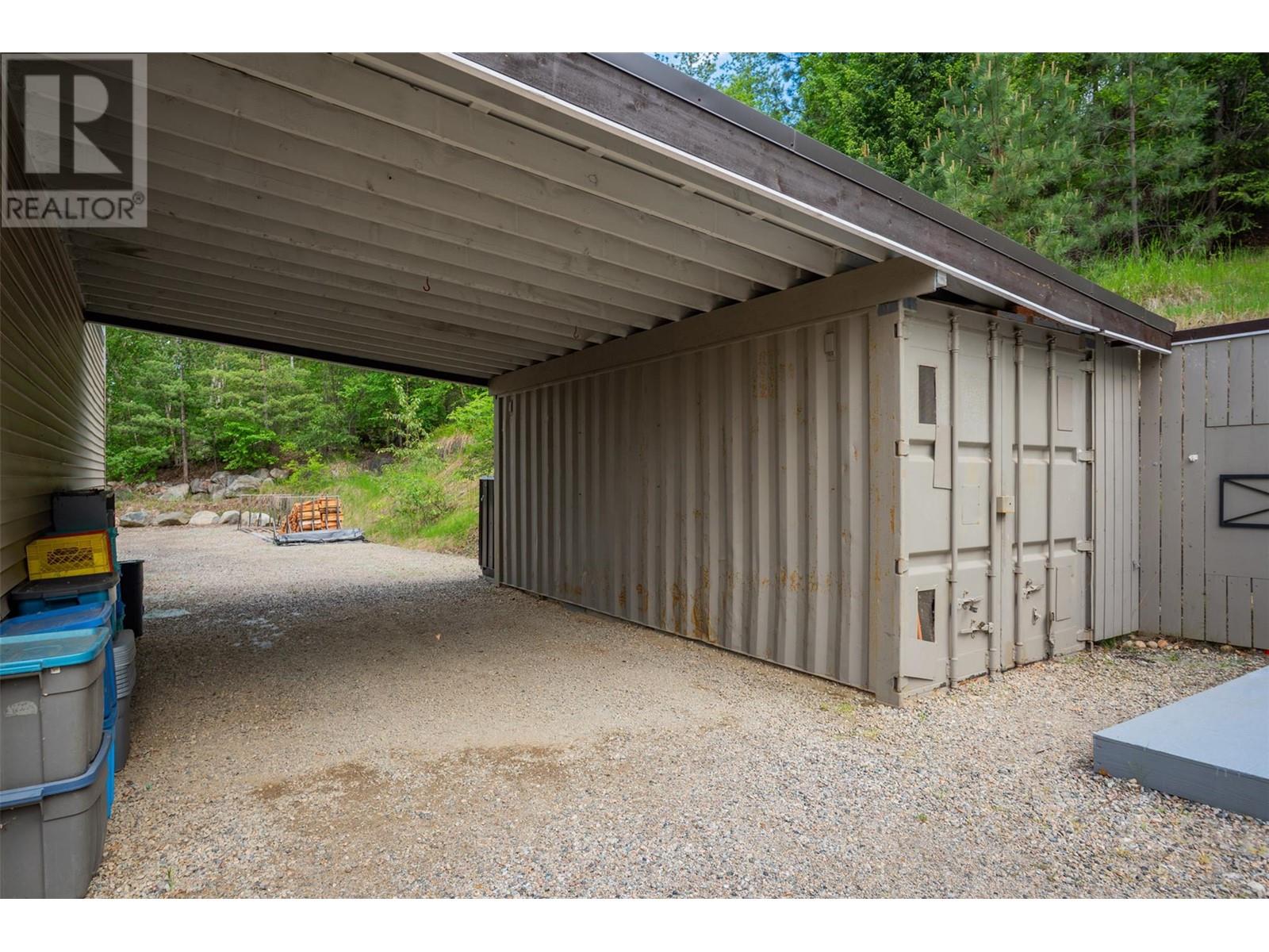 2060 Casino Road, Trail, British Columbia  V1R 4X3 - Photo 49 - 10349408