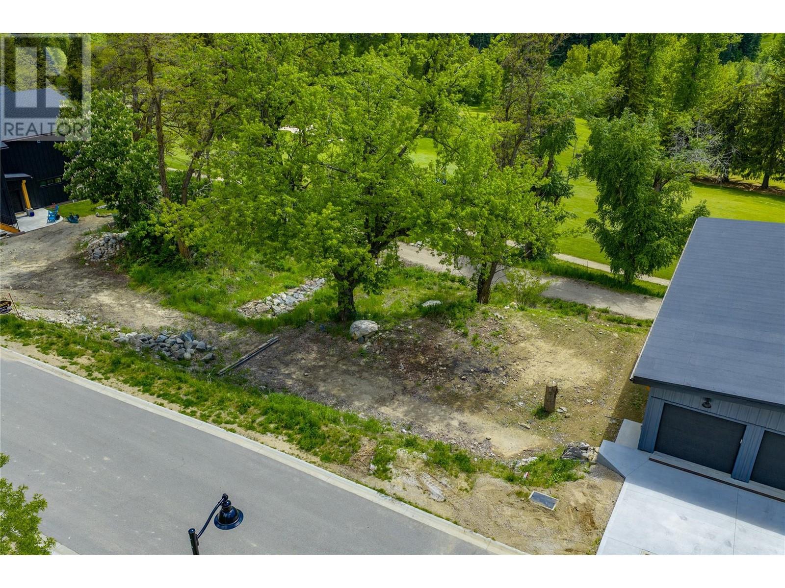 453 Copper Road, Rossland, British Columbia  V0G 1Y0 - Photo 4 - 10349902