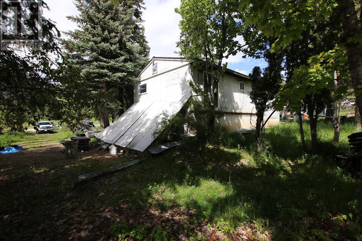 553 Highway 6, Nakusp, British Columbia  V0G 1R1 - Photo 6 - 10349703