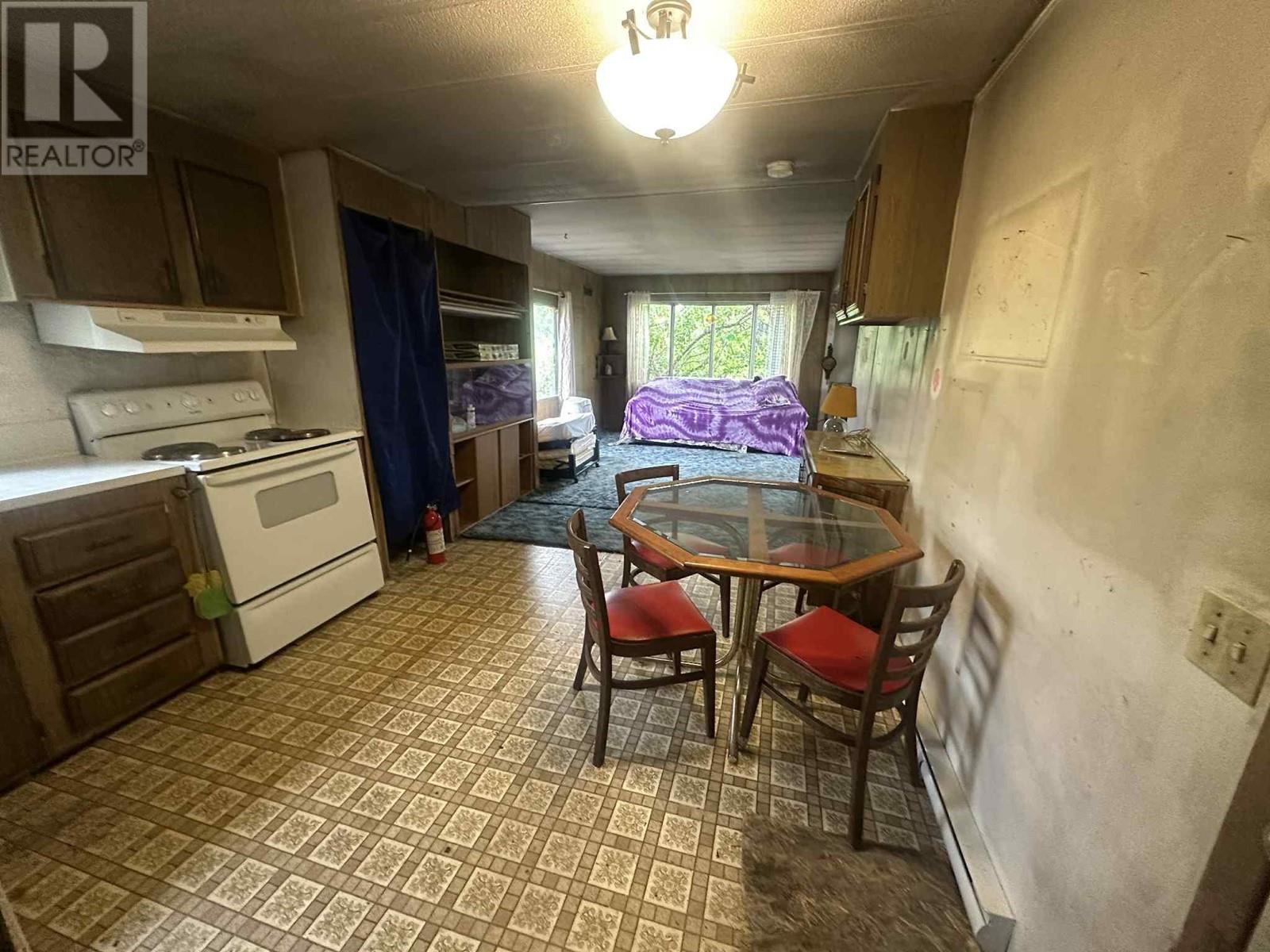 3688 Mckenzie Road, Krestova, British Columbia  V0G 1H2 - Photo 13 - 10350171