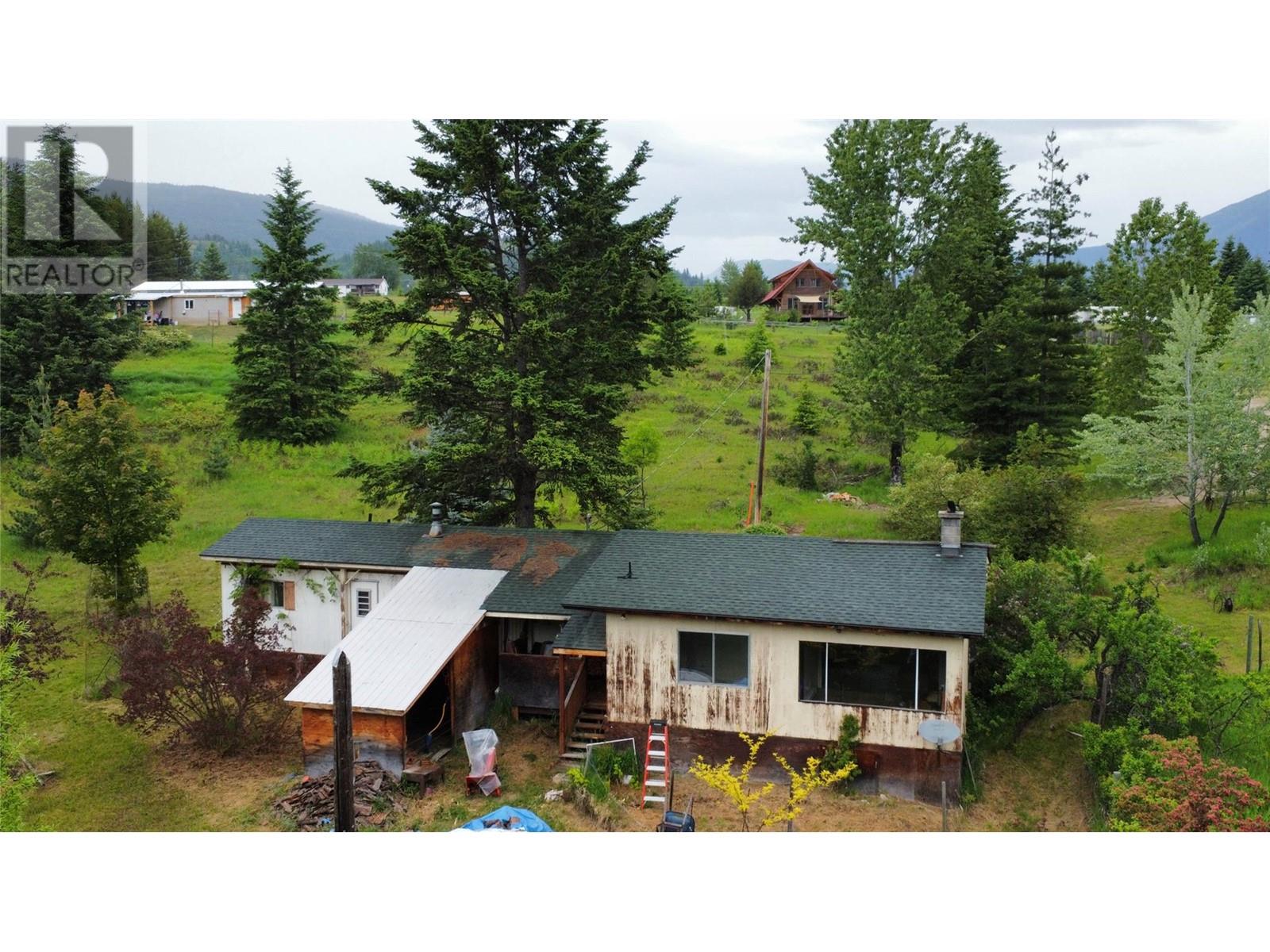 3688 Mckenzie Road, Krestova, British Columbia  V0G 1H2 - Photo 32 - 10350171