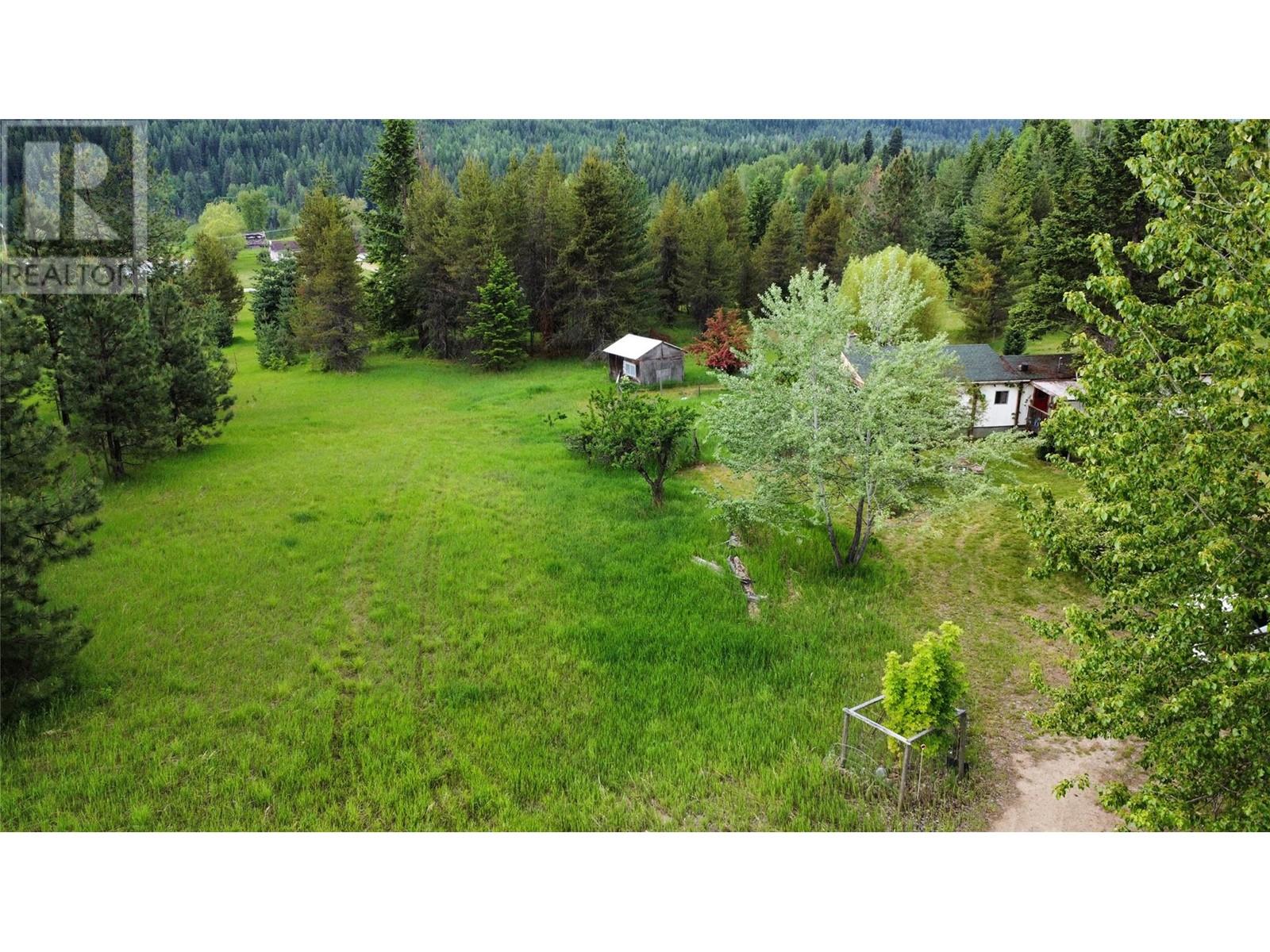 3688 Mckenzie Road, Krestova, British Columbia  V0G 1H2 - Photo 6 - 10350171