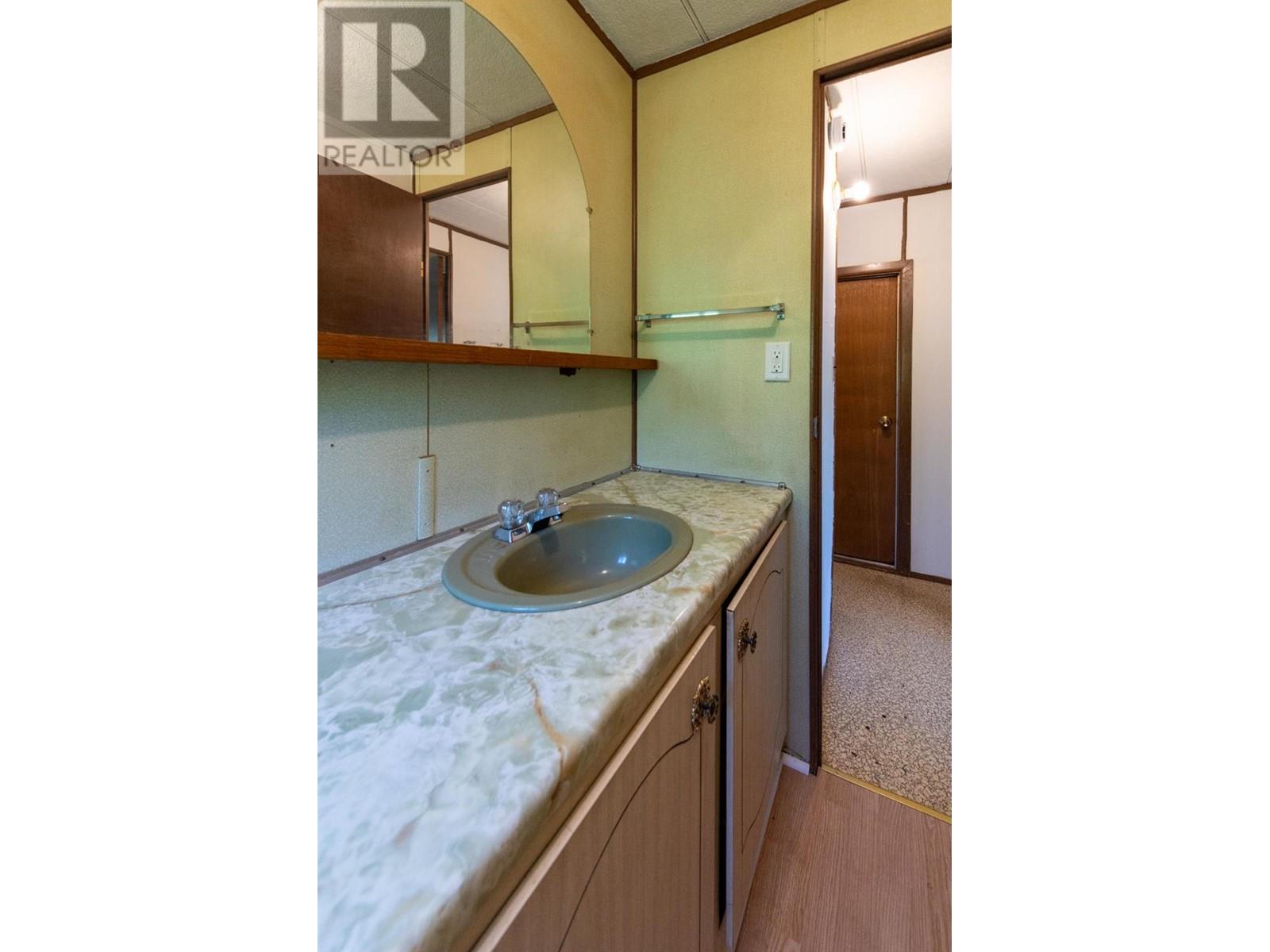 7604 1st Avenue, Ymir, British Columbia  V0G 2K0 - Photo 22 - 10349865