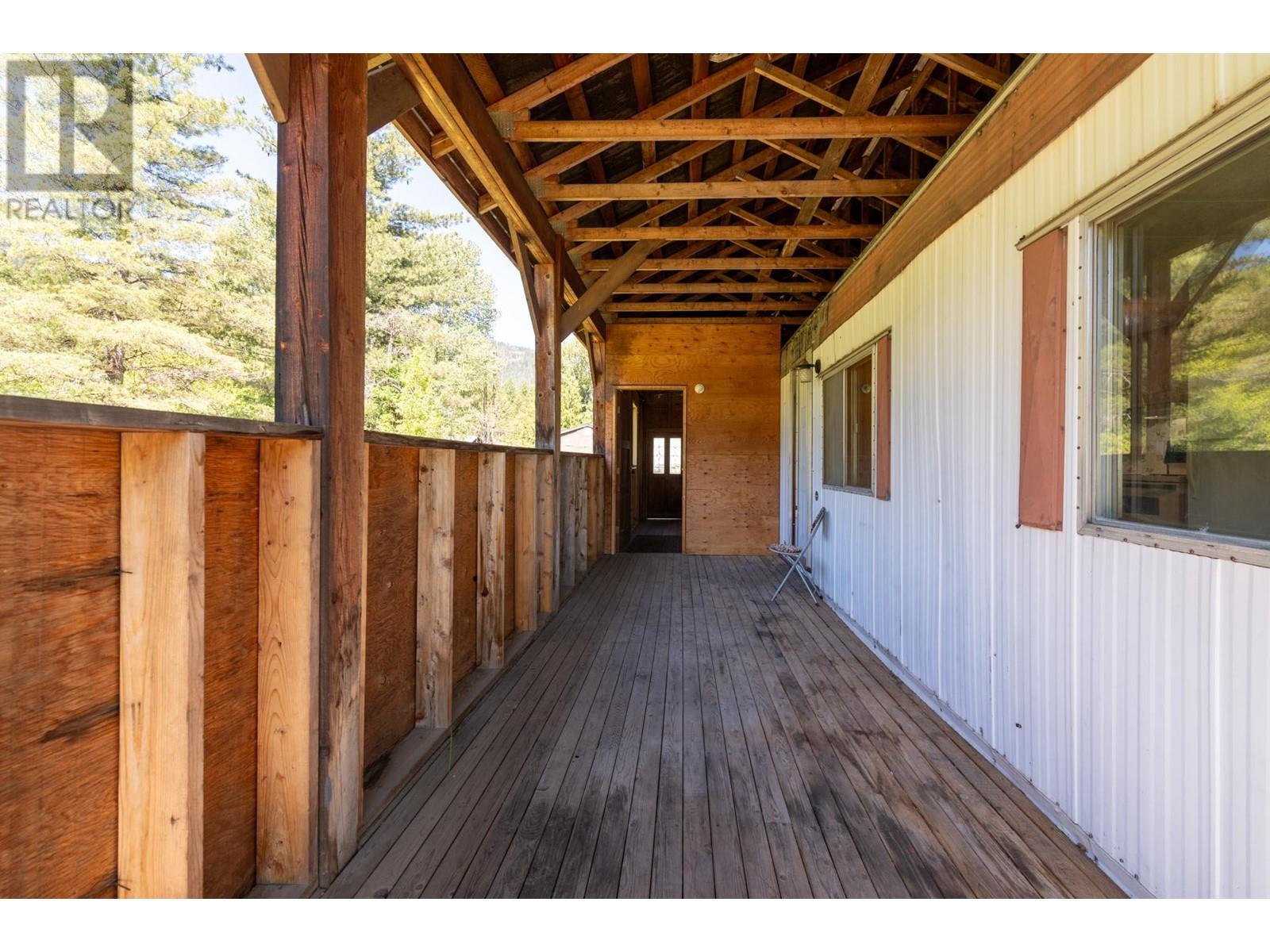 7604 1st Avenue, Ymir, British Columbia  V0G 2K0 - Photo 30 - 10349865
