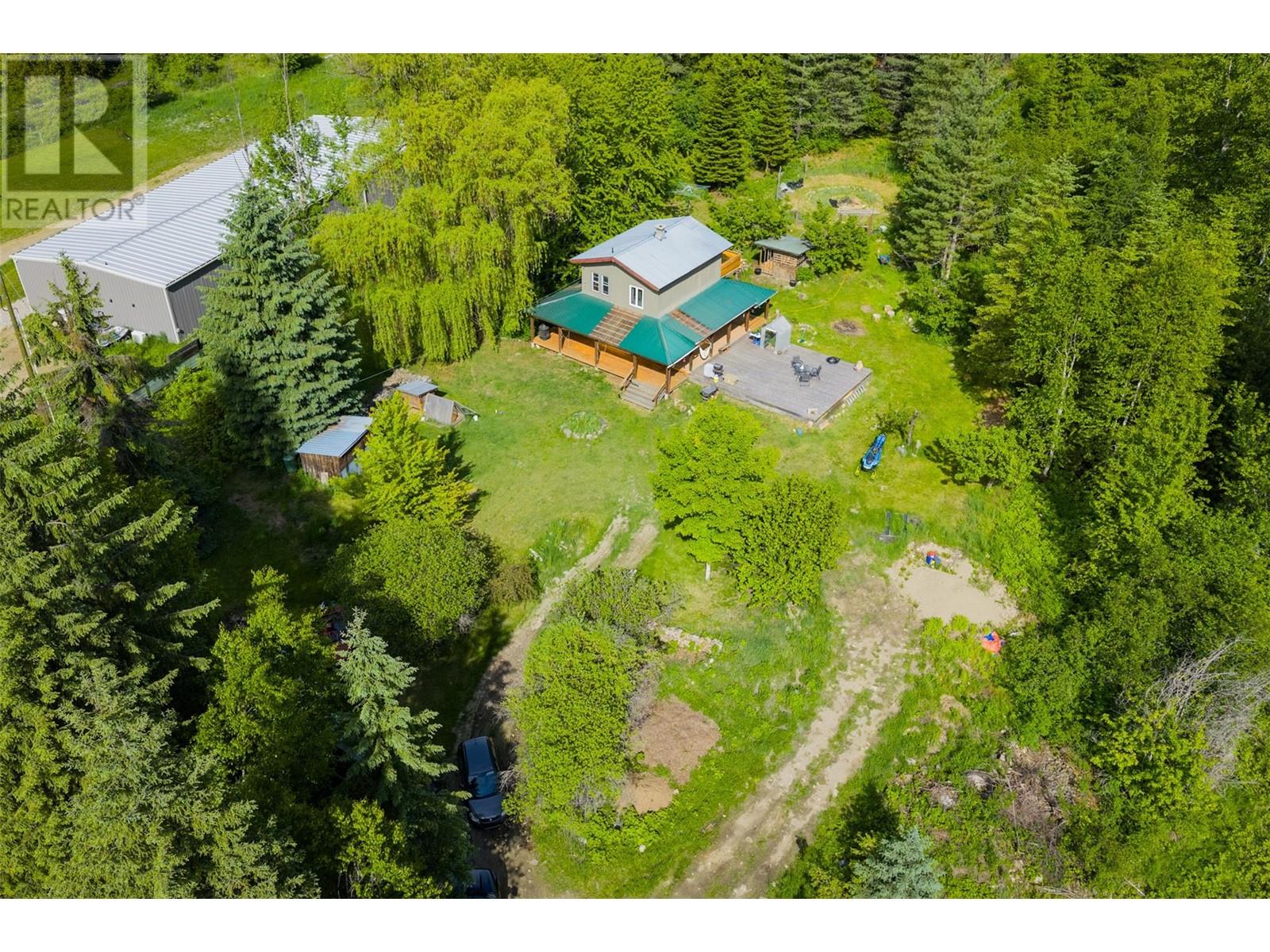 7010 Perrys Cemetary Road, Winlaw, British Columbia  V0G 2J0 - Photo 37 - 10350136