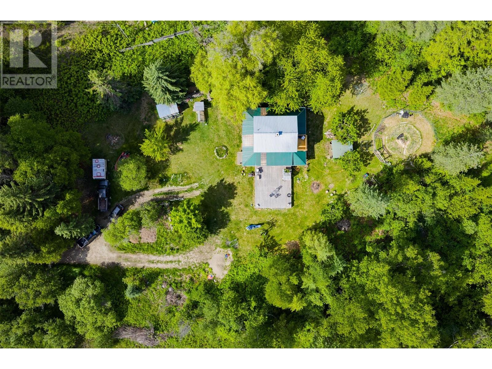 7010 Perrys Cemetary Road, Winlaw, British Columbia  V0G 2J0 - Photo 39 - 10350136