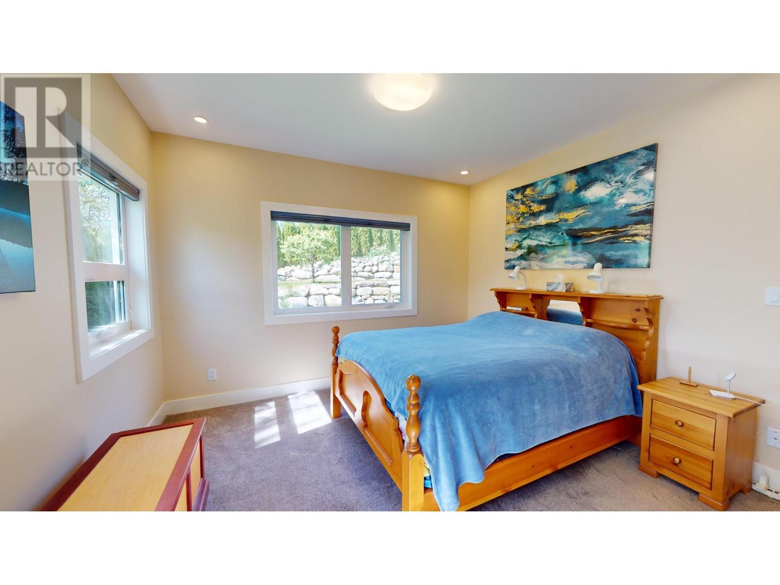 2475 Colin Crescent, Trail, British Columbia  V1R 4T4 - Photo 15 - 10350212
