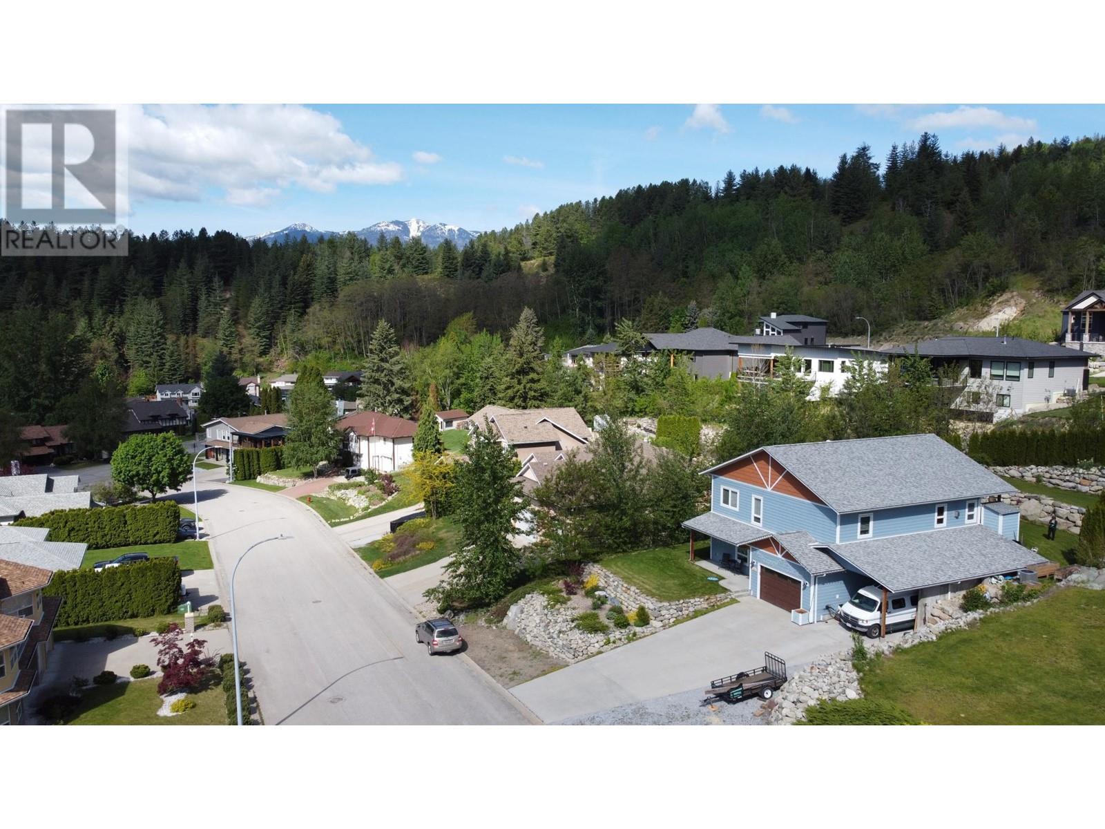 2475 Colin Crescent, Trail, British Columbia  V1R 4T4 - Photo 39 - 10350212
