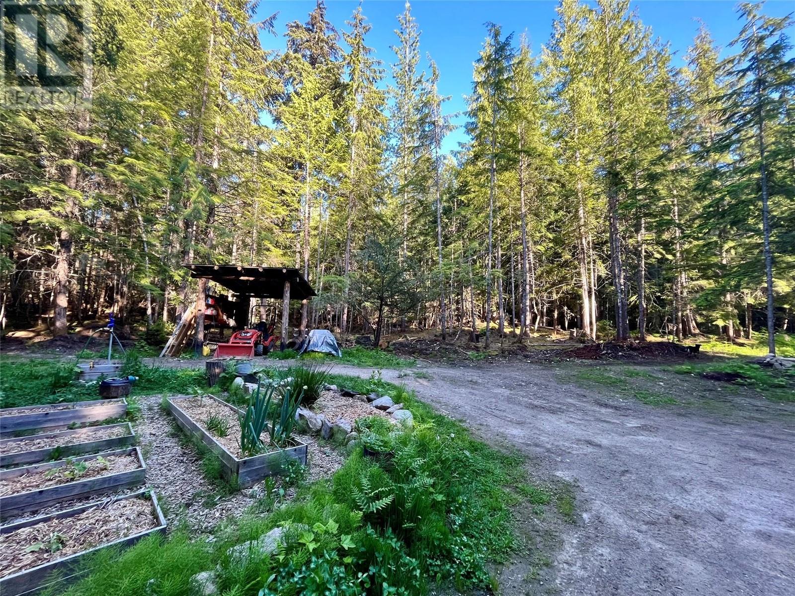 769 Beech Road, Nakusp, British Columbia  V0G 1R1 - Photo 21 - 10349896