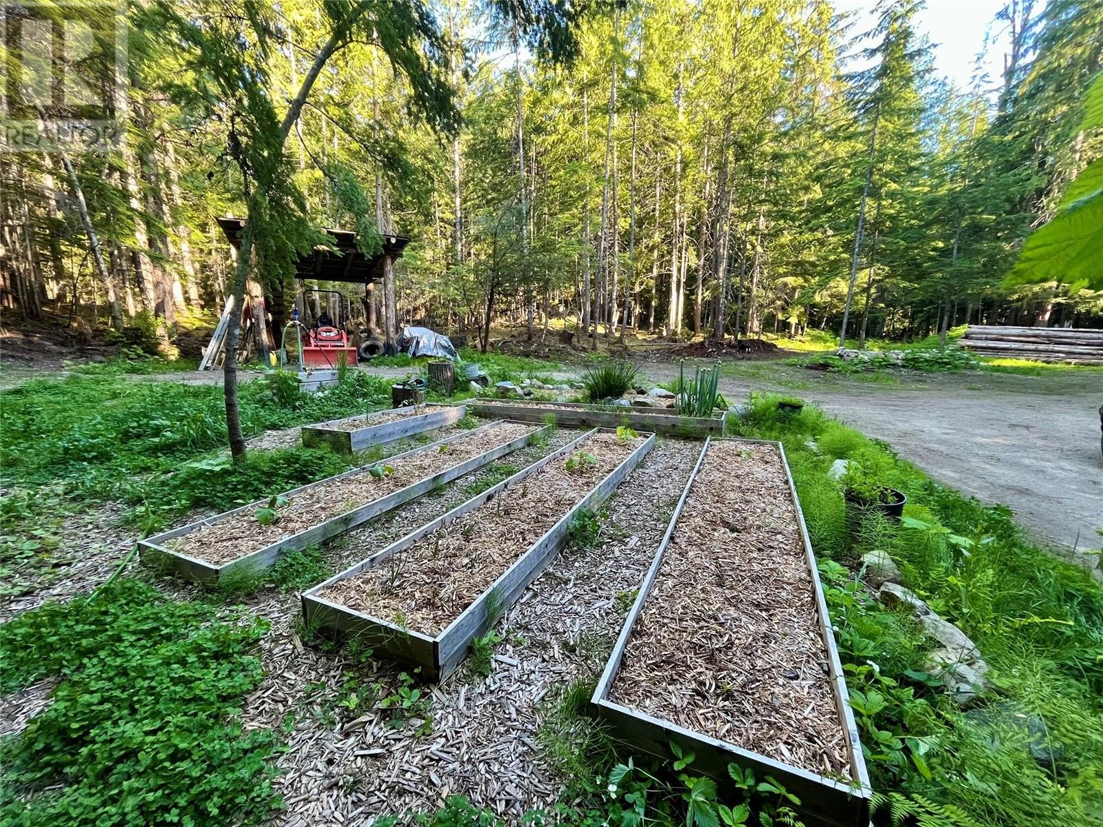769 Beech Road, Nakusp, British Columbia  V0G 1R1 - Photo 5 - 10349896