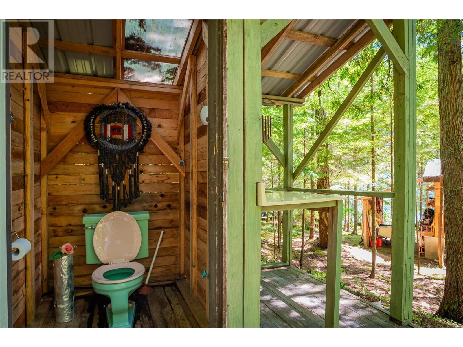 9557 Slocan Lake, Slocan, British Columbia  V0G 2C0 - Photo 40 - 10348772