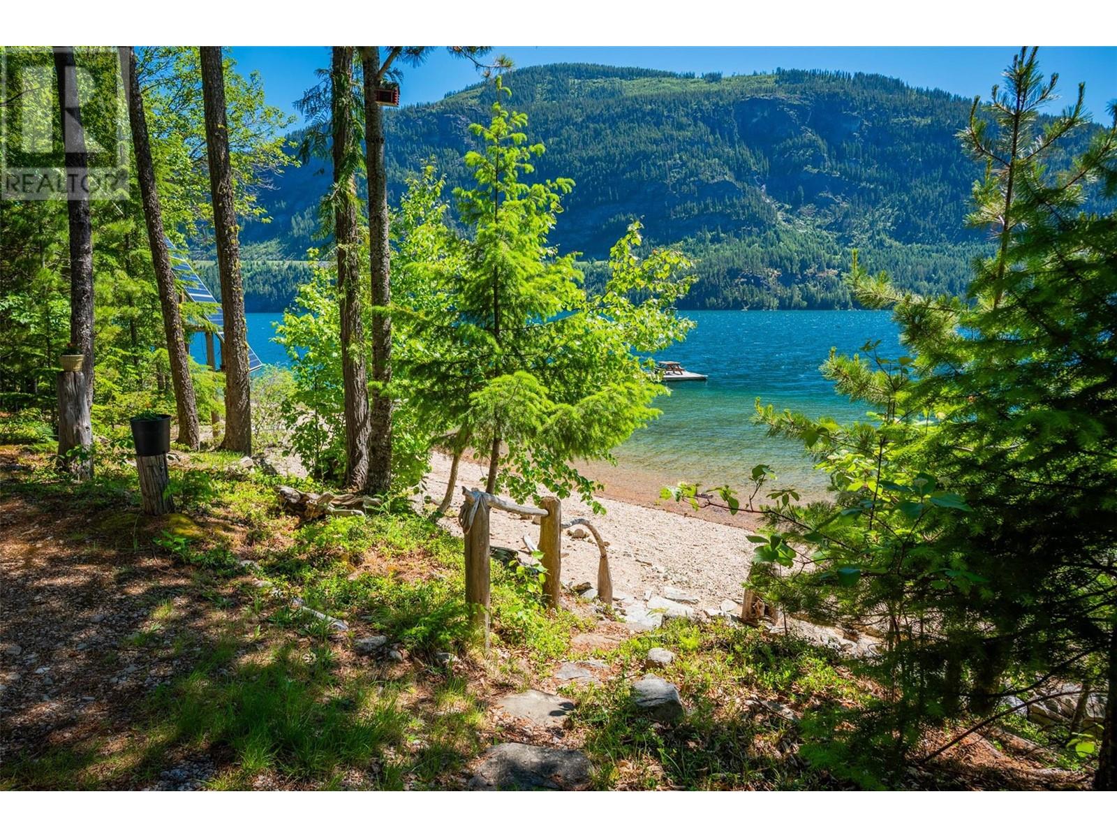 9557 Slocan Lake, Slocan, British Columbia  V0G 2C0 - Photo 47 - 10348772