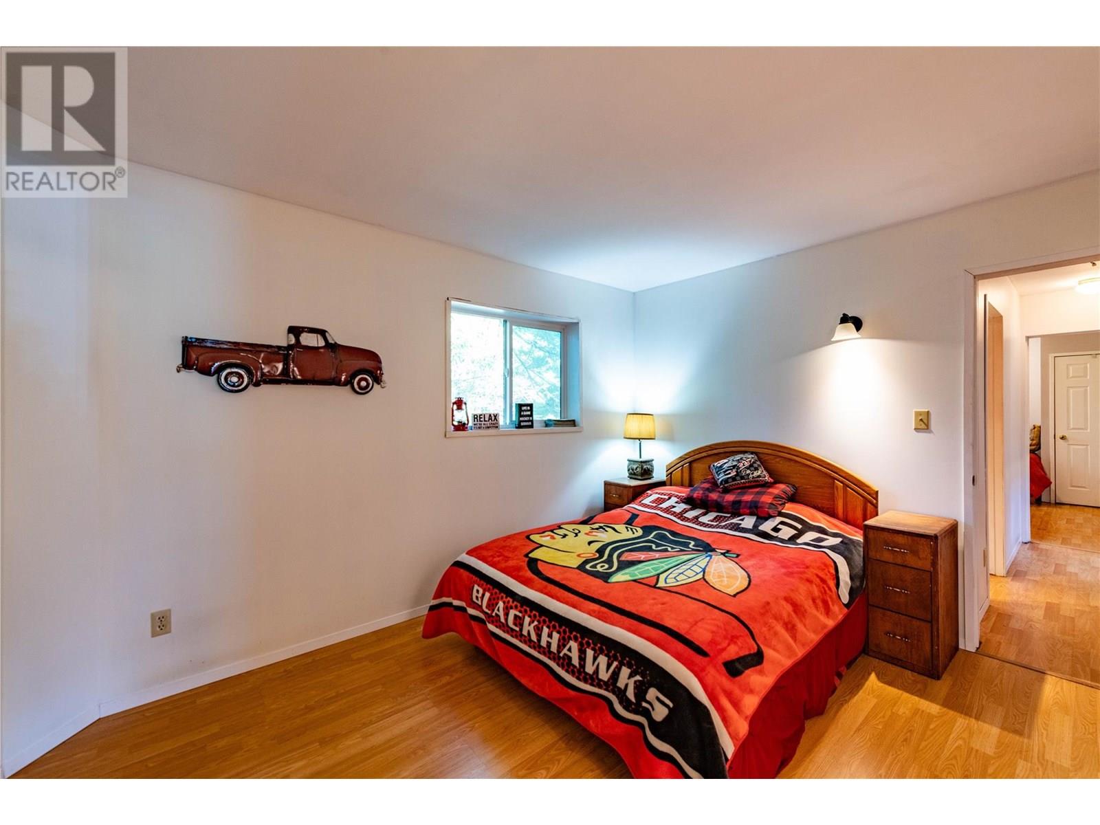 9848 6 Highway, Salmo, British Columbia  V0G 1Z0 - Photo 21 - 10347810