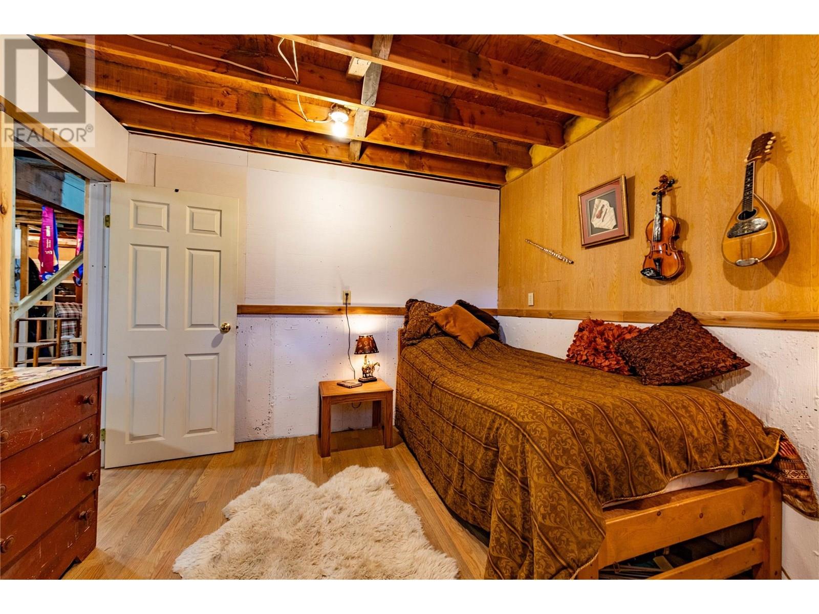 9848 6 Highway, Salmo, British Columbia  V0G 1Z0 - Photo 30 - 10347810