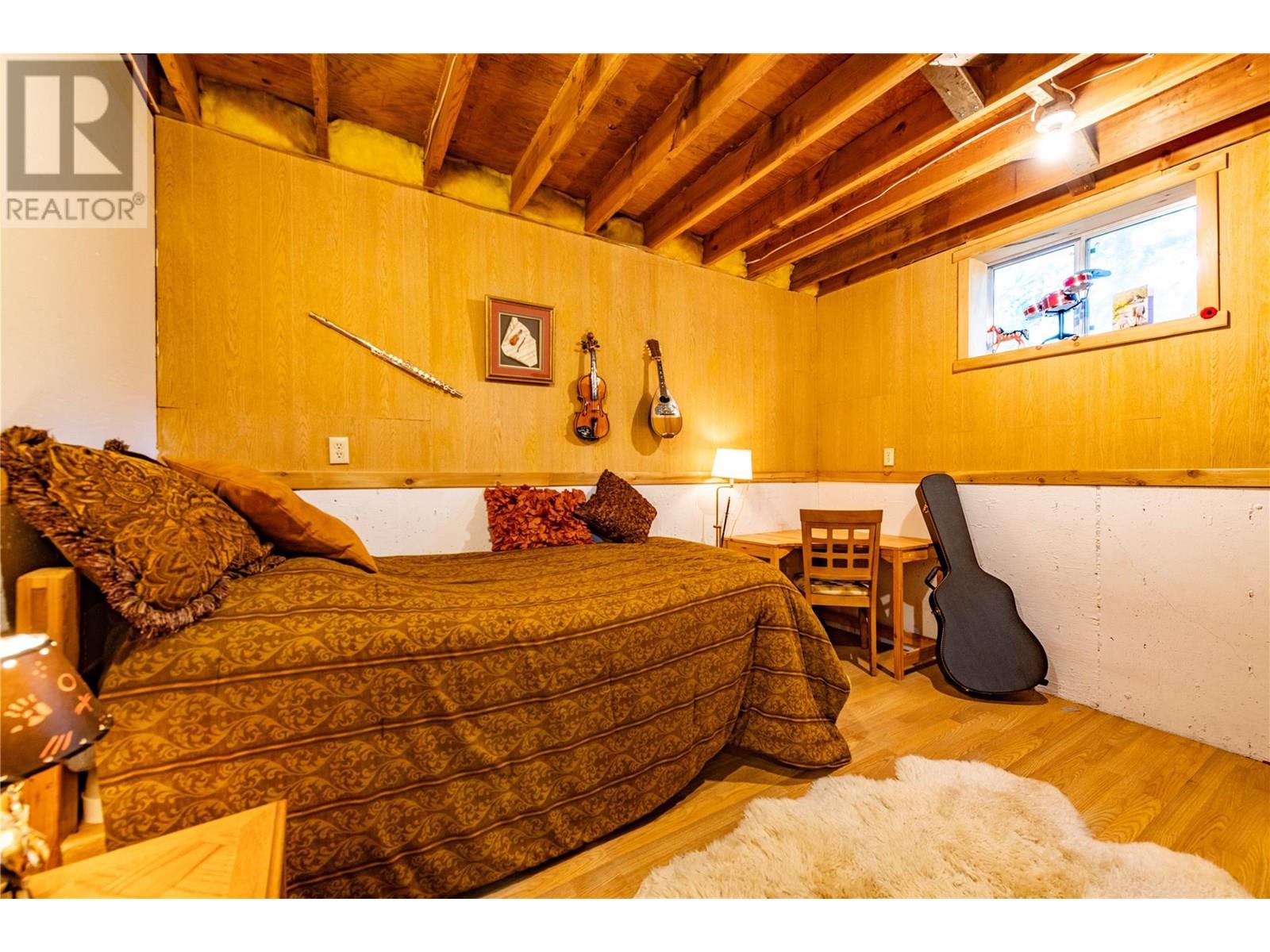 9848 6 Highway, Salmo, British Columbia  V0G 1Z0 - Photo 31 - 10347810