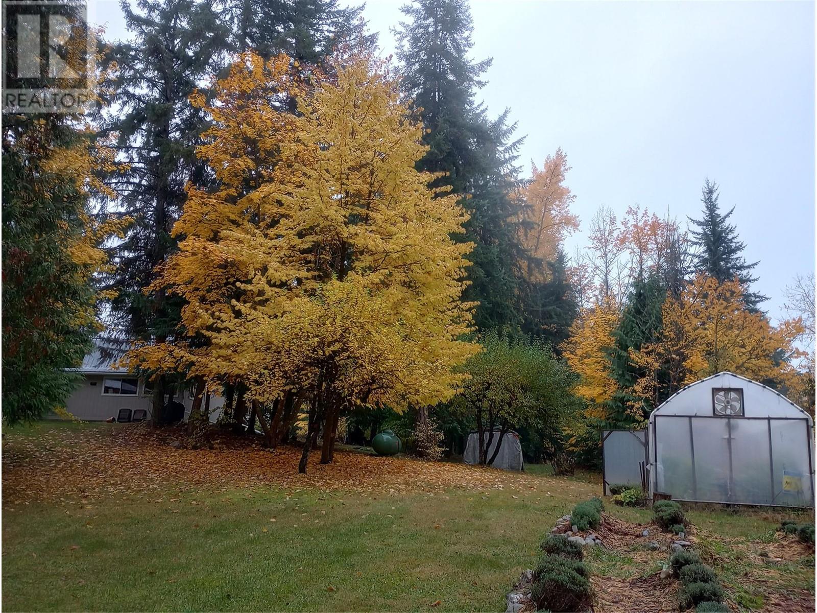 7812 6 Highway, Fauquier, British Columbia  V0G 1K0 - Photo 10 - 10350417