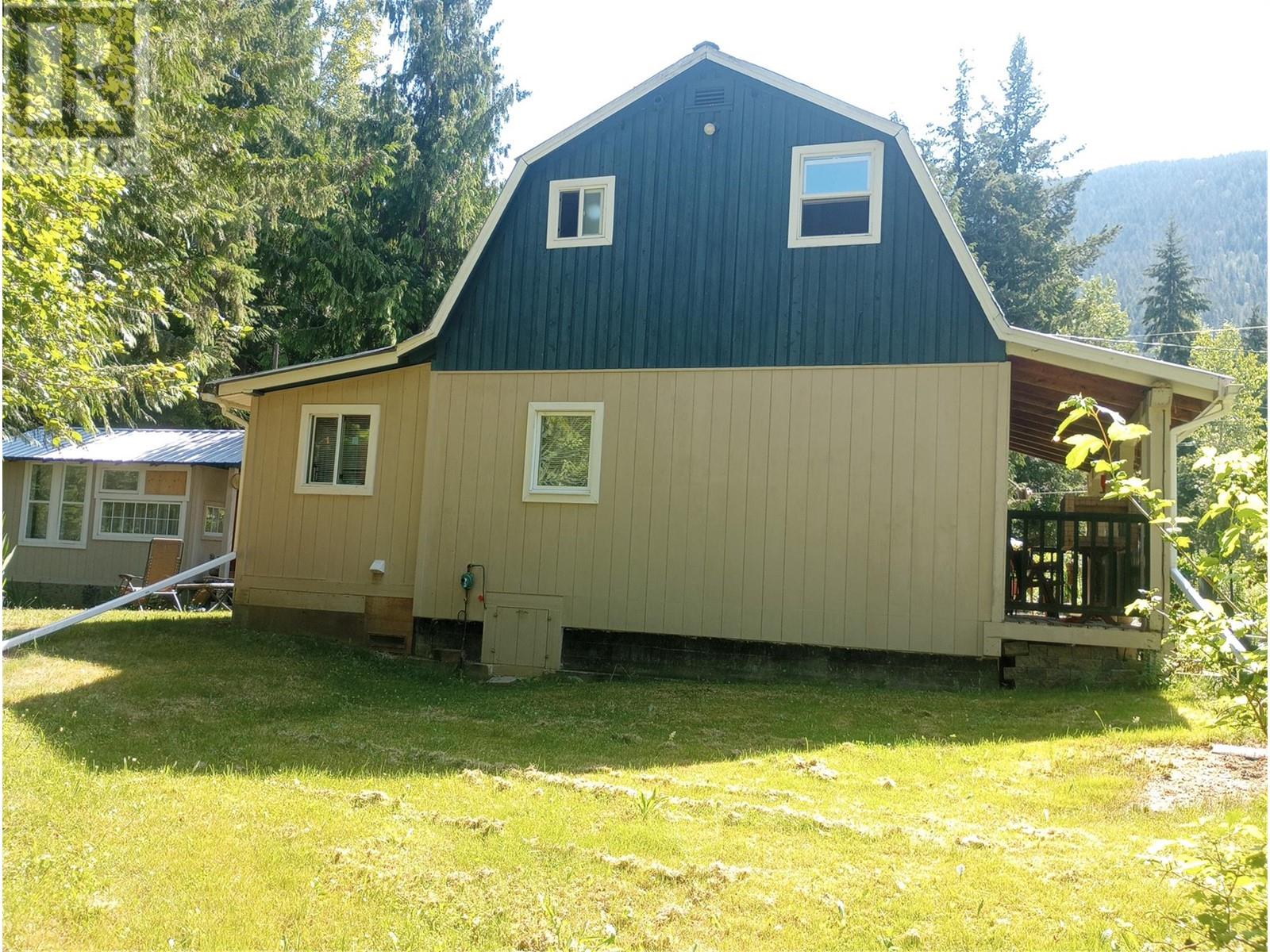 7812 6 Highway, Fauquier, British Columbia  V0G 1K0 - Photo 19 - 10350417