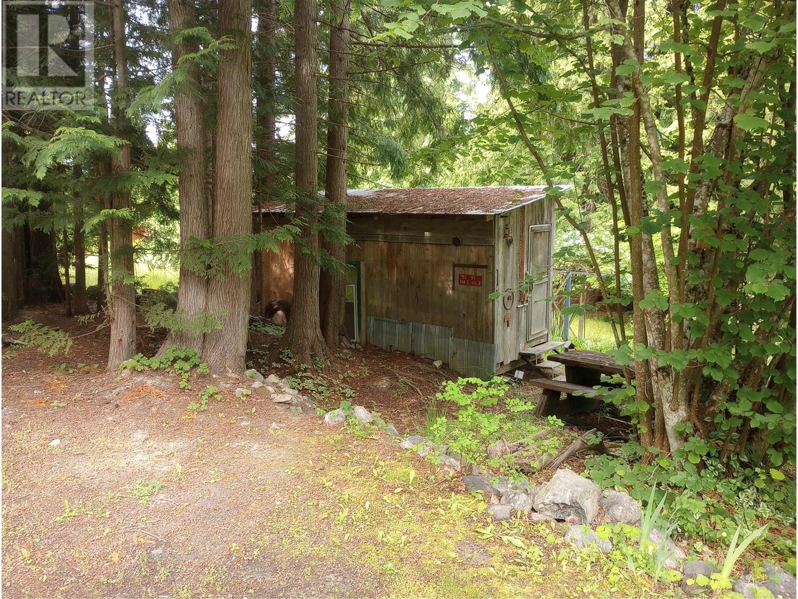7812 6 Highway, Fauquier, British Columbia  V0G 1K0 - Photo 25 - 10350417