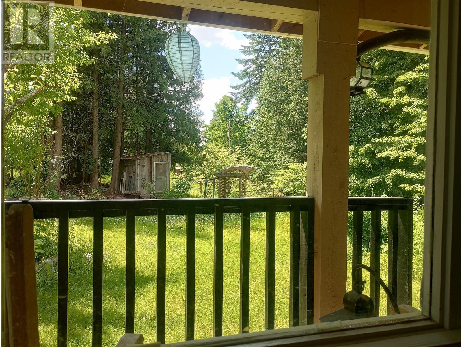 7812 6 Highway, Fauquier, British Columbia  V0G 1K0 - Photo 26 - 10350417