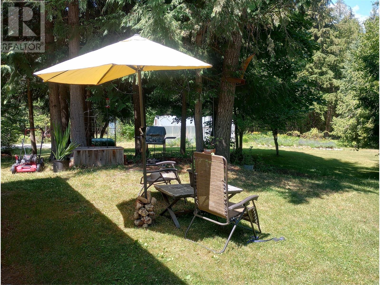 7812 6 Highway, Fauquier, British Columbia  V0G 1K0 - Photo 27 - 10350417