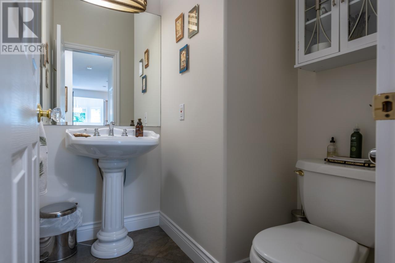 1611 Park Street, Rossland, British Columbia  V0G 1Y0 - Photo 31 - 10350597