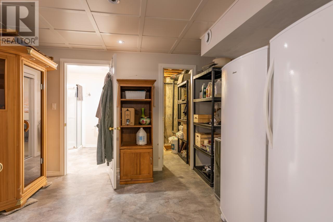 1611 Park Street, Rossland, British Columbia  V0G 1Y0 - Photo 61 - 10350597