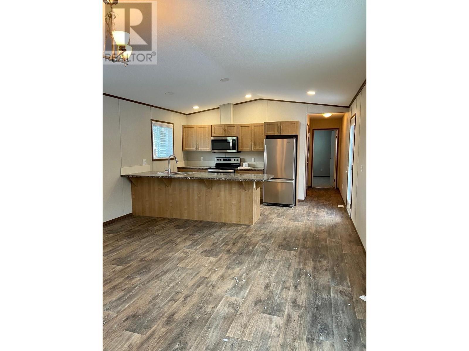 891 Monte Vista Drive Unit# 8, Rossland, British Columbia  V0G 1Y0 - Photo 6 - 10350441