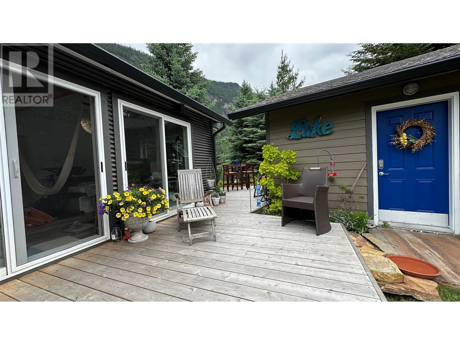 605 Sixth Avenue, Lardeau, British Columbia  V0G 1M0 - Photo 27 - 10349289