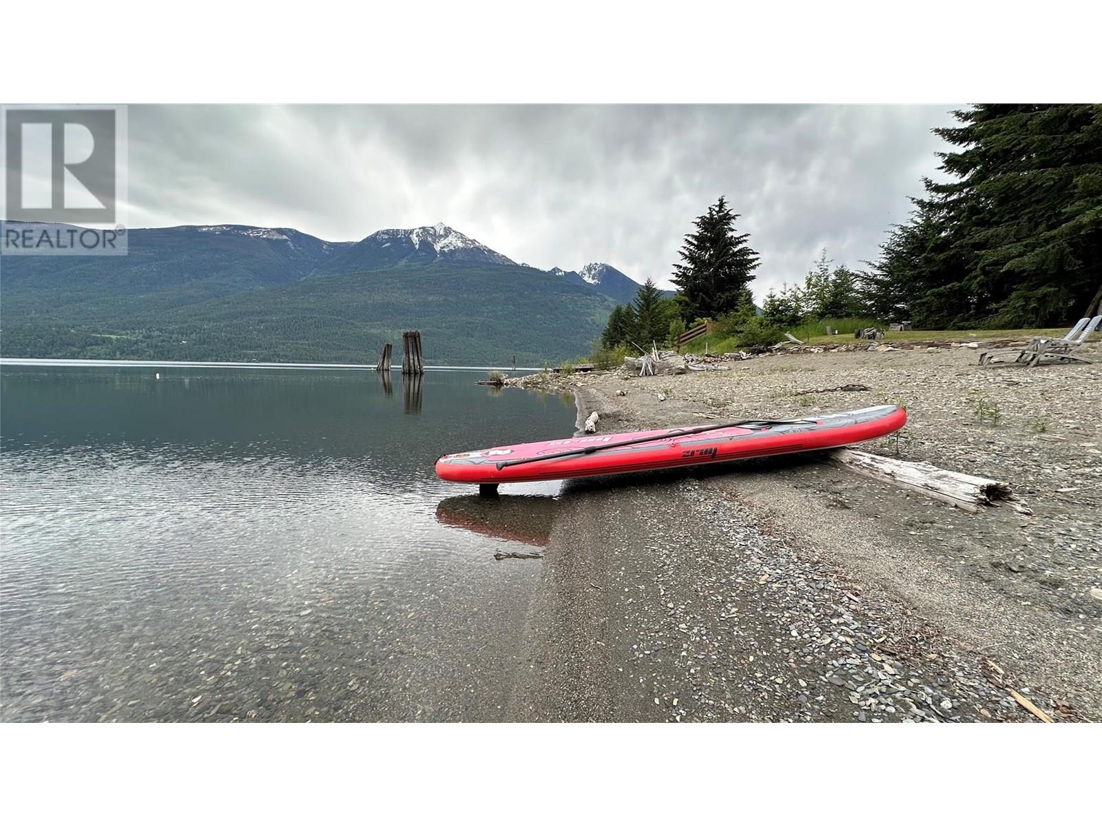 605 Sixth Avenue, Lardeau, British Columbia  V0G 1M0 - Photo 3 - 10349289