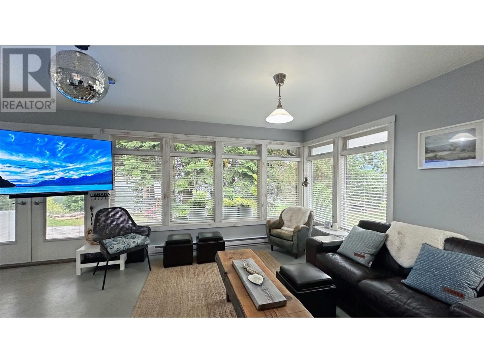 605 Sixth Avenue, Lardeau, British Columbia  V0G 1M0 - Photo 41 - 10349289