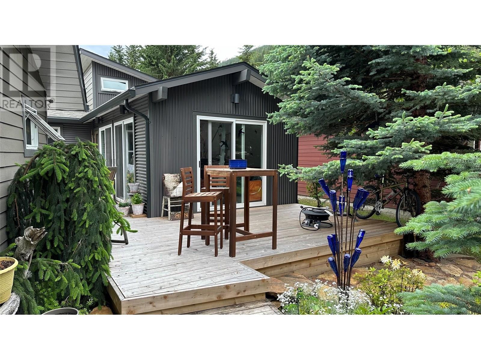 605 Sixth Avenue, Lardeau, British Columbia  V0G 1M0 - Photo 49 - 10349289