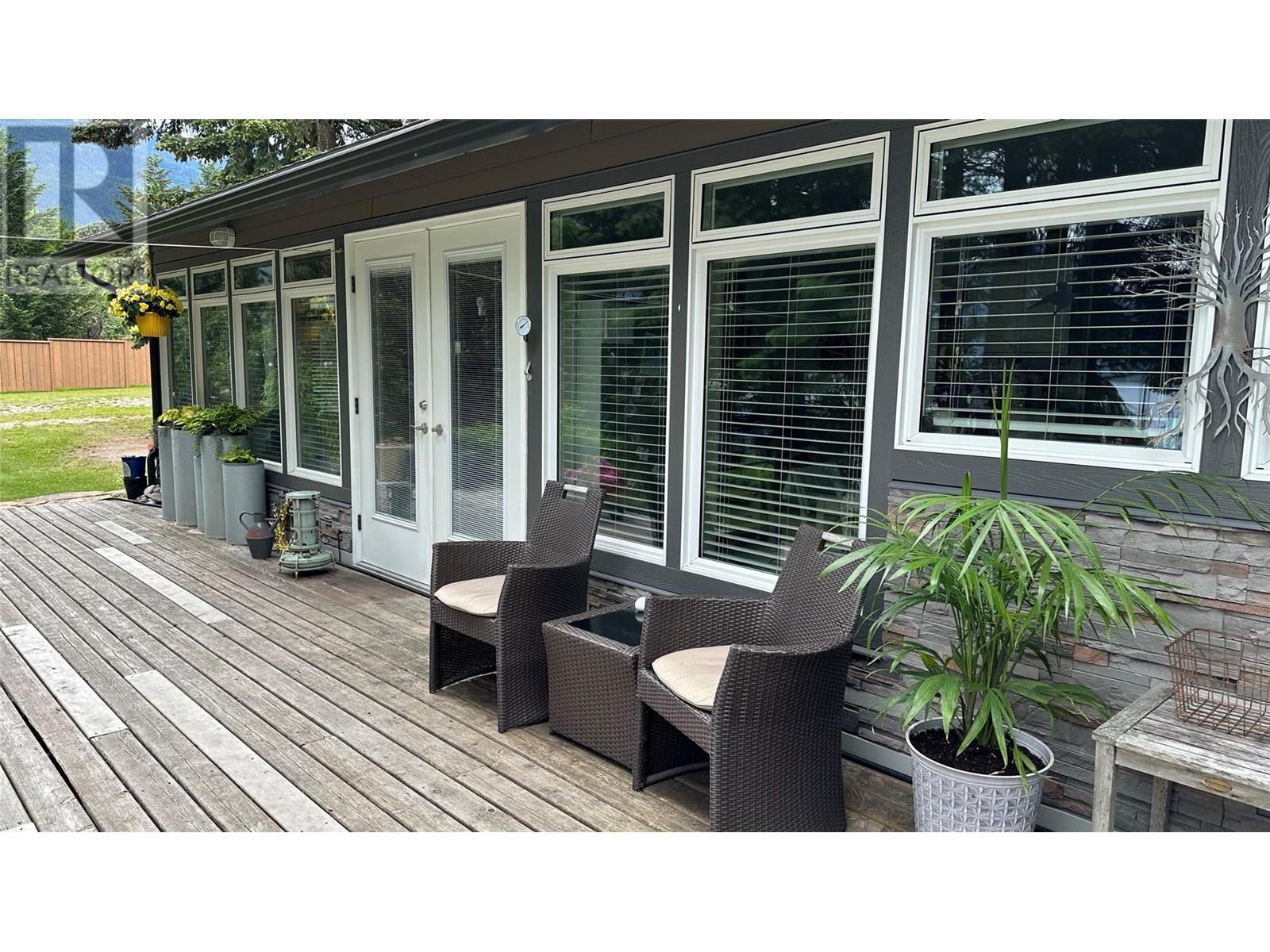 605 Sixth Avenue, Lardeau, British Columbia  V0G 1M0 - Photo 7 - 10349289