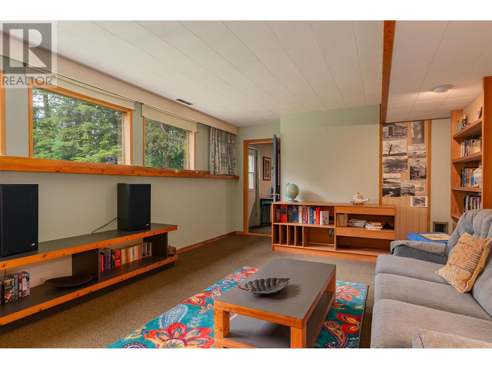 2083 Green Road, Fruitvale, British Columbia  V0G 1L1 - Photo 21 - 10350846