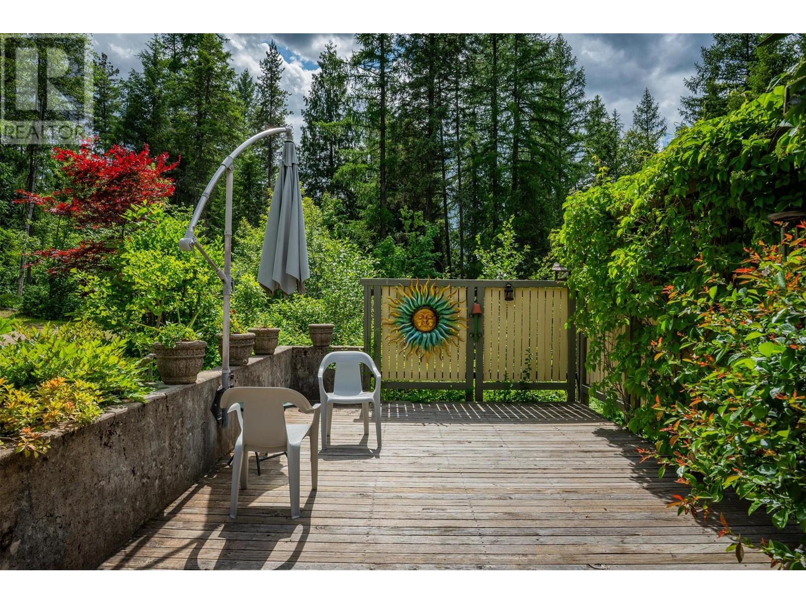 2083 Green Road, Fruitvale, British Columbia  V0G 1L1 - Photo 37 - 10350846