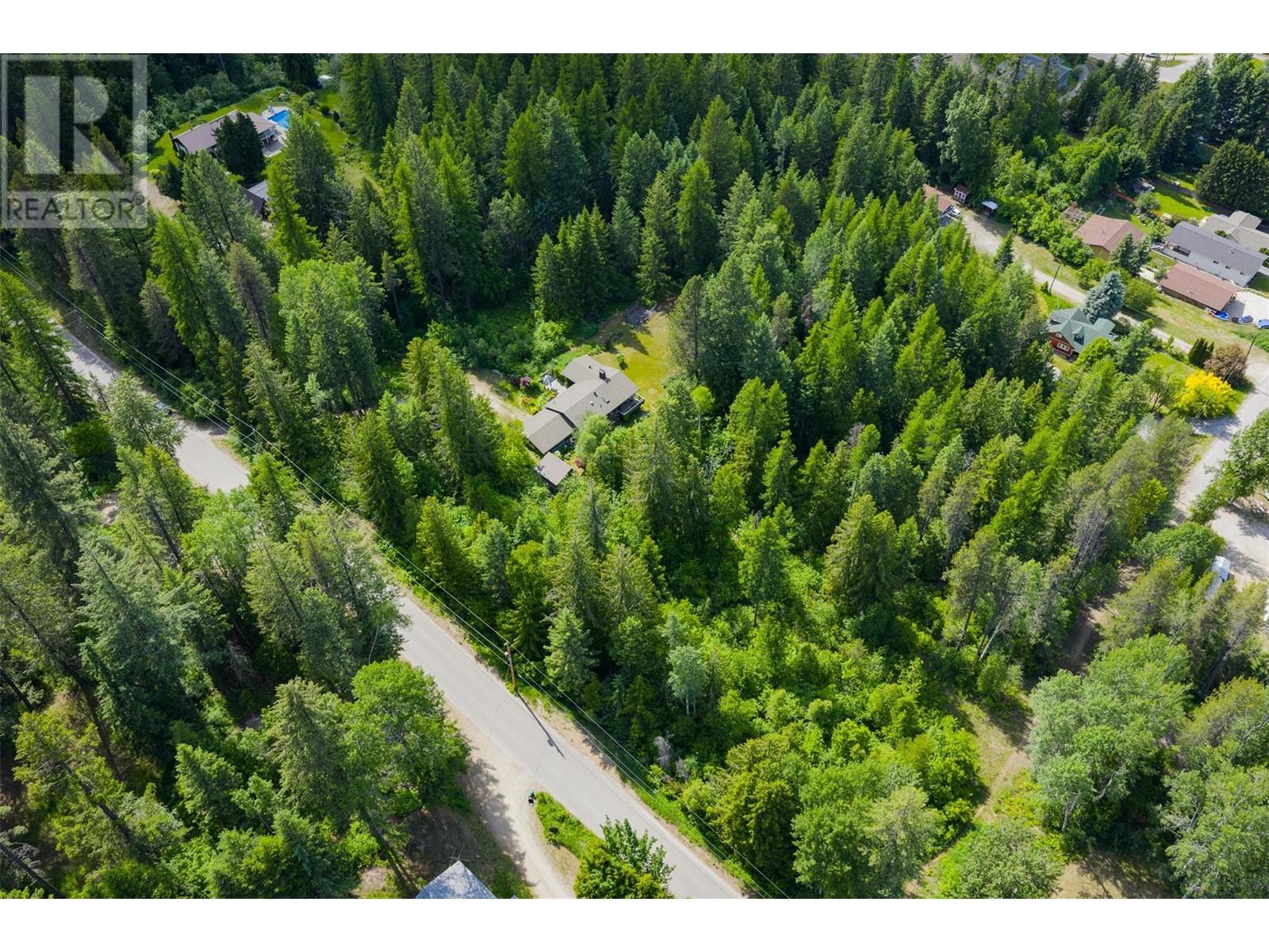 2083 Green Road, Fruitvale, British Columbia  V0G 1L1 - Photo 61 - 10350846
