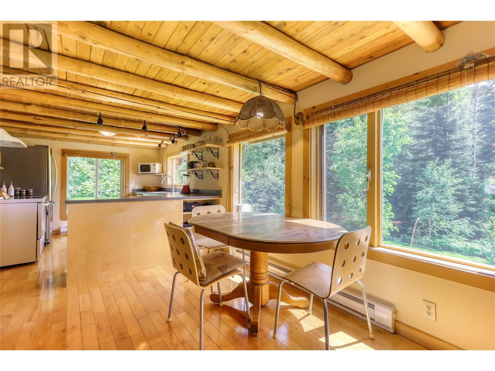 926 Wildhorse Creek Road, Ymir, British Columbia  V0G 2K0 - Photo 11 - 10350606