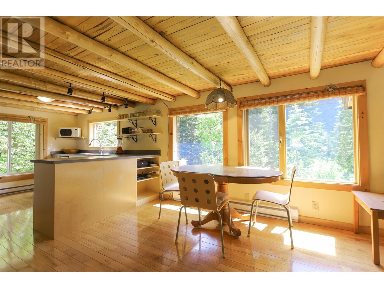926 Wildhorse Creek Road, Ymir, British Columbia  V0G 2K0 - Photo 12 - 10350606