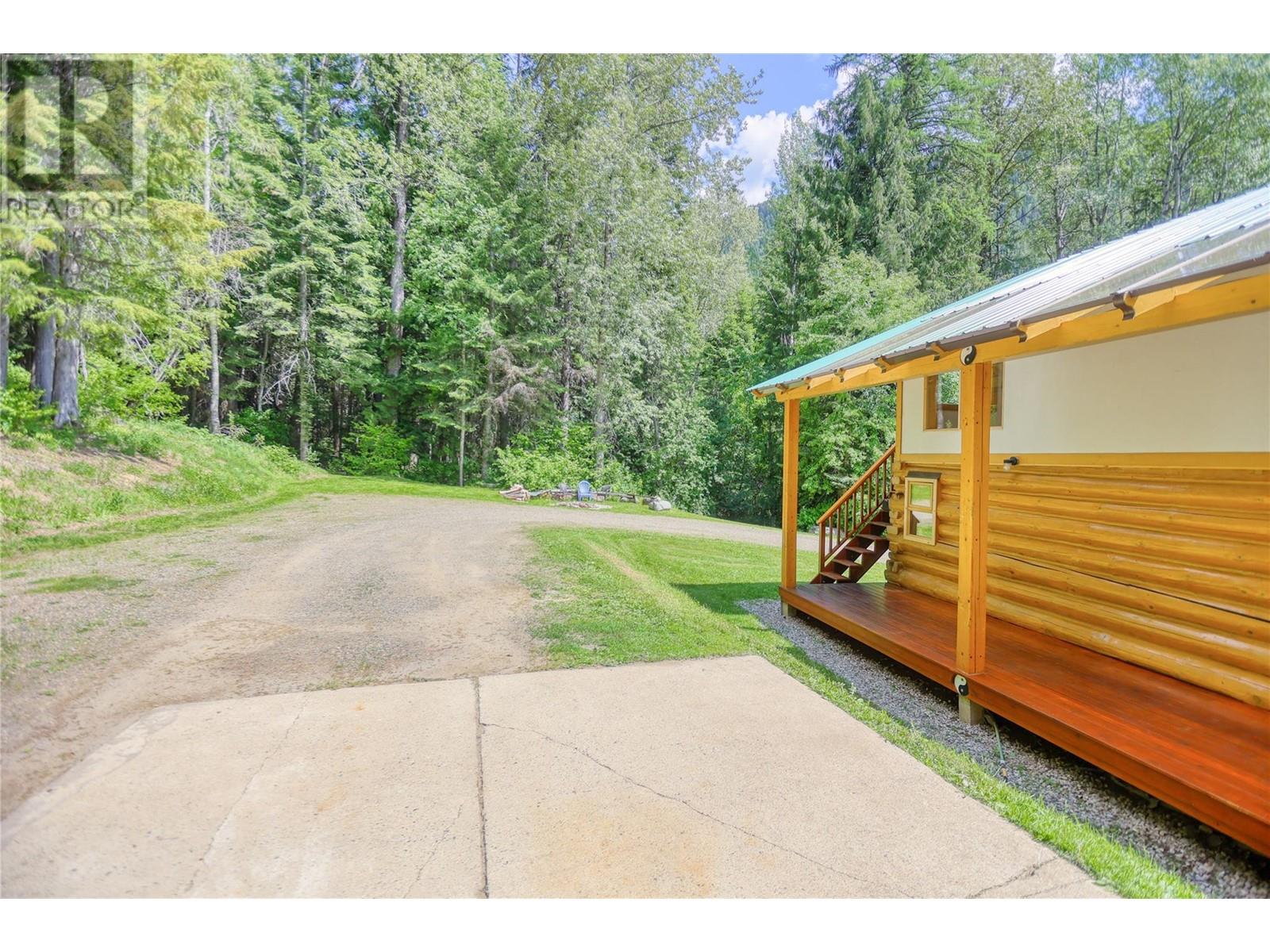 926 Wildhorse Creek Road, Ymir, British Columbia  V0G 2K0 - Photo 38 - 10350606
