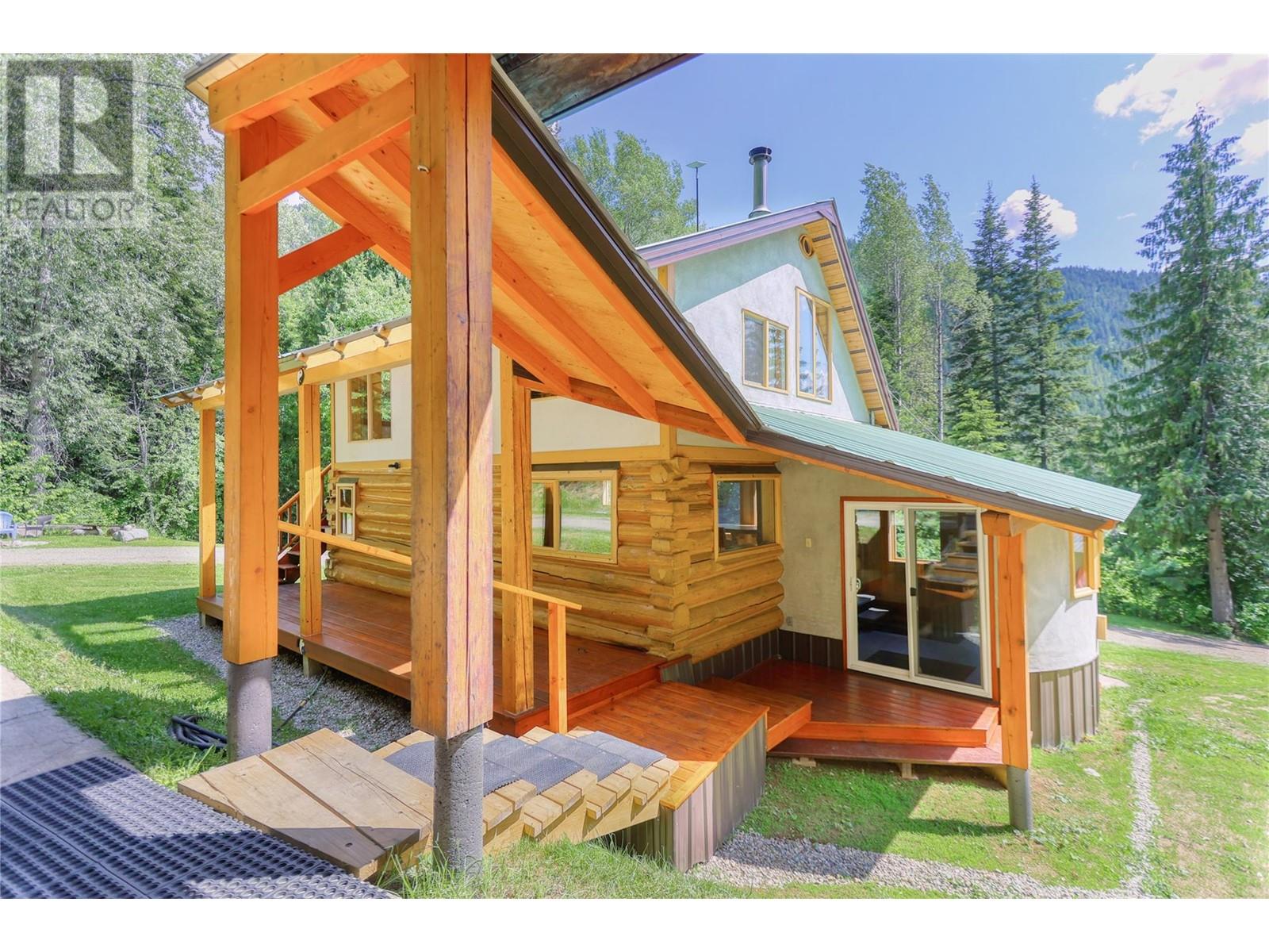 926 Wildhorse Creek Road, Ymir, British Columbia  V0G 2K0 - Photo 6 - 10350606